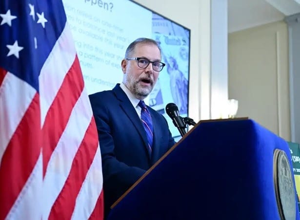 contralor de nueva york reporta perdida de 38 mil empleos privados