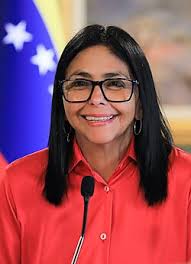 Estados Unidos retiran  sanciones impuestas a presidente de Venezuela, Delcy Rodríguez